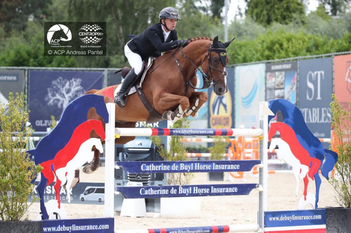 ARLO DE BLONDEL - TLALOC LA SILLA (DOLLAR DELA PIERRE) X SURPRISE DE BLONDEL (KASSIDI)